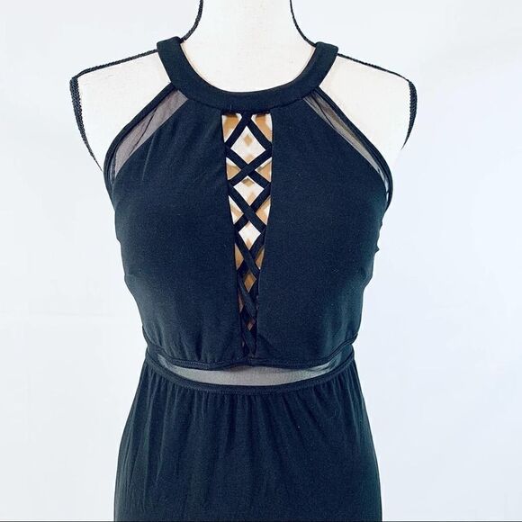 NIGHT Way Deep Plunge Formal Dress - Picture 2 of 8